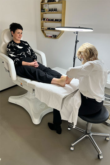 Pediküre. Nagelstudio Augsburg Pediküre. Nagelstudio Augsburg